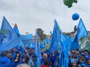 Immagine della galleria: 20 maggio, Napoli – Le immagini della manifestazione unitaria.