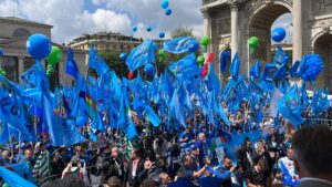 Immagine della galleria: 13 maggio Milano, Arco della Pace – Le immagini della seconda manifestazione unitaria