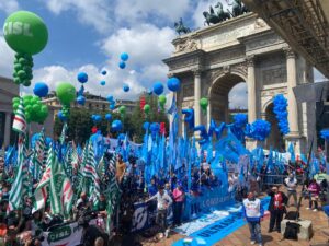 Immagine della galleria: 13 maggio Milano, Arco della Pace – Le immagini della seconda manifestazione unitaria