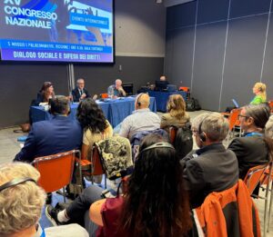 Immagine della galleria: Dialogo sociale e difesa dei diritti –  Le immagini dentro e fuori il Congresso del panel internazionale